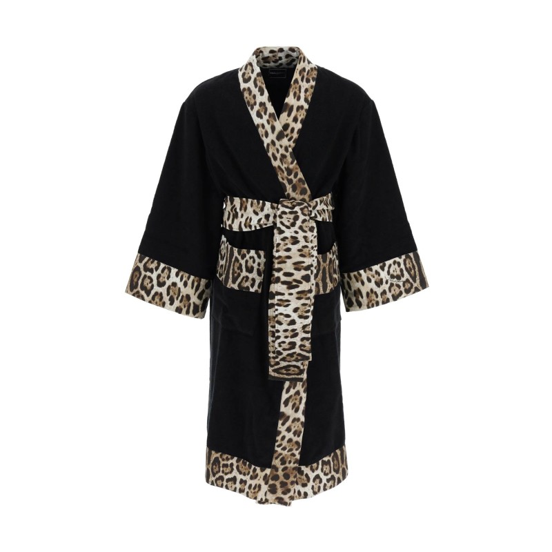 leo print bathrobe