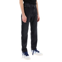 regular jeans with tapered cut