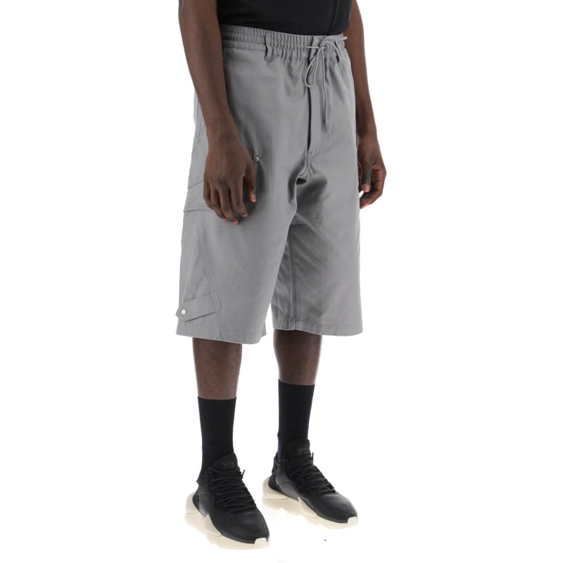 canvas multi-pocket bermuda shorts.