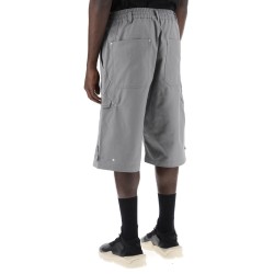 canvas multi-pocket bermuda shorts.