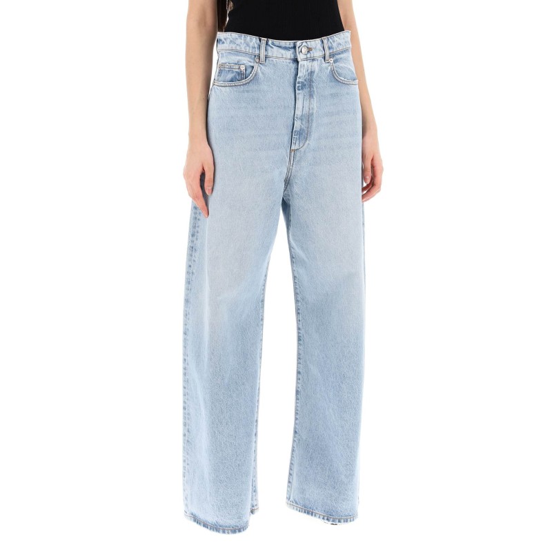 wide-legged angri jeans for a