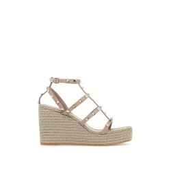 rockstud wedge sand