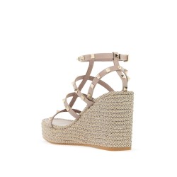 rockstud wedge sand