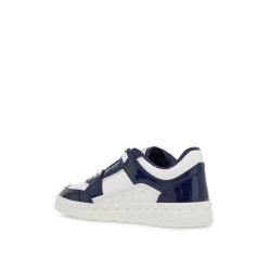 patent leather freedots low-top sneakers