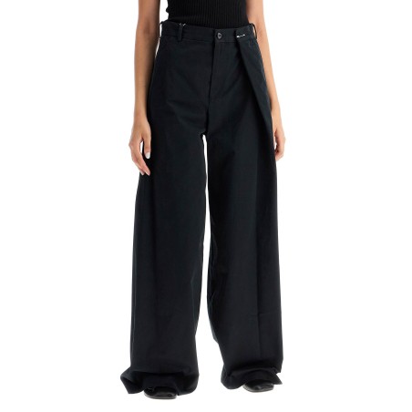 wide-legged pants with pleats