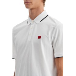 polo shirt with contrasting finishing details