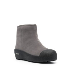 Guard calf suede boots