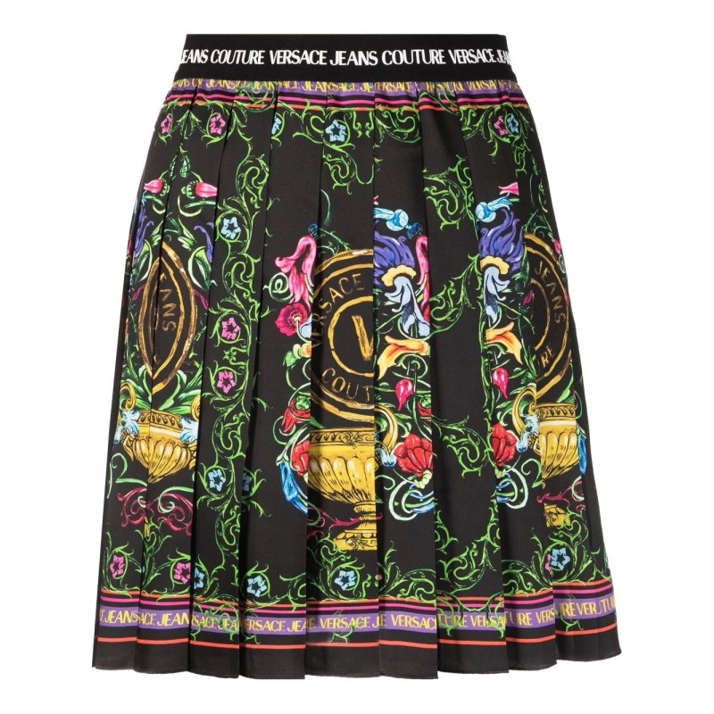 Placed v garden skirt