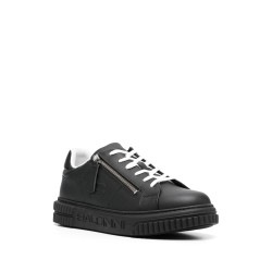 Low top man sneakers