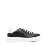 Low top man sneakers