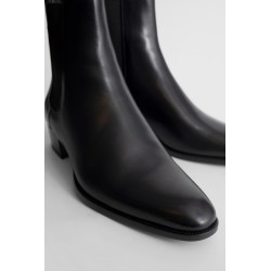 wyatt chelsea boot in smooth leather