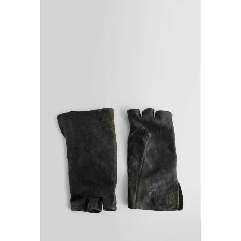 fingerless leather gloves