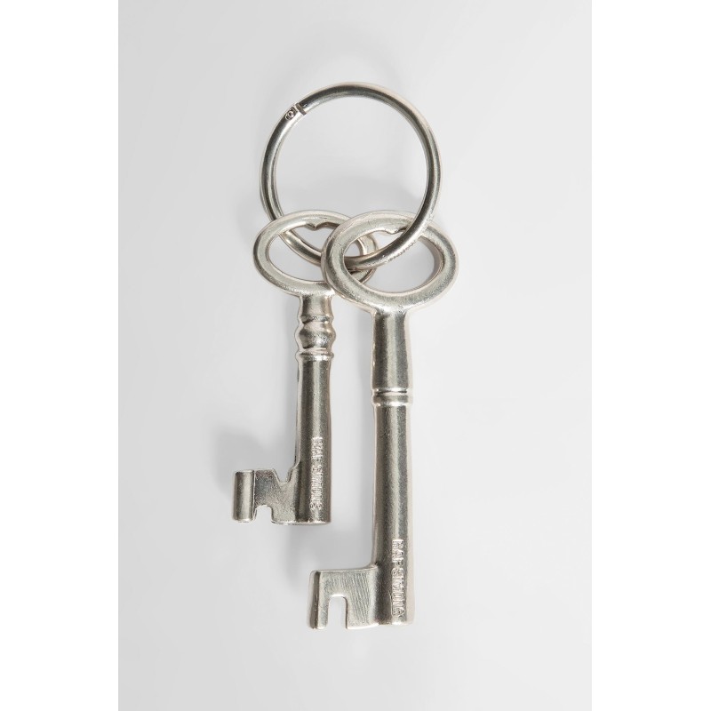 silver-tone key ring