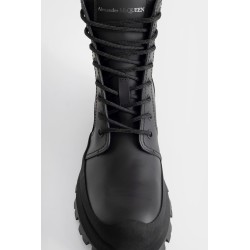 wander lace-up boots