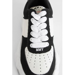 wayne og sole canvas low-top sneakers