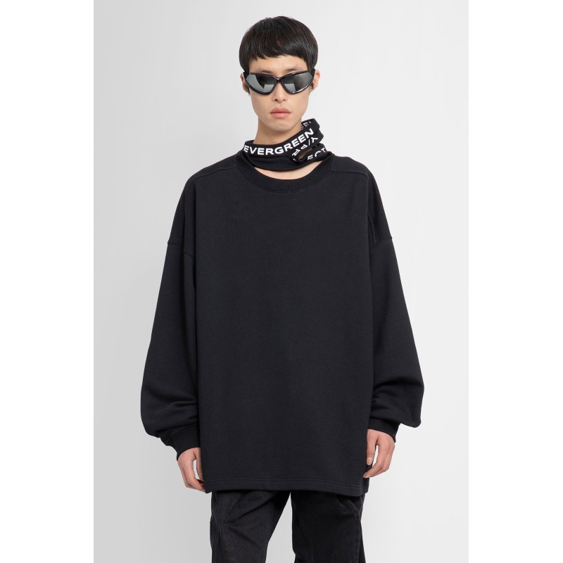 triple collar sweatshirt