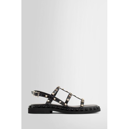 rockstud m-way sandals