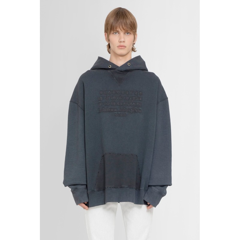 number logo oversized hodie