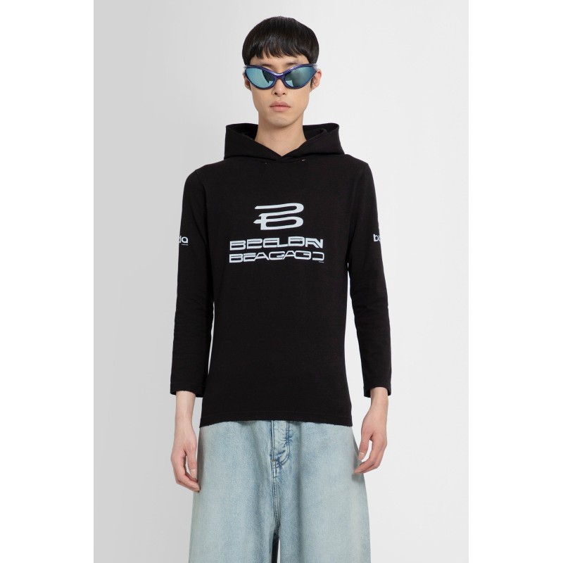 hooded long sleeves t-shirt