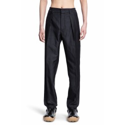 stretch trousers