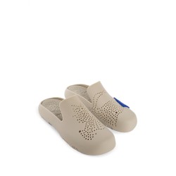 rubbber stingray clogs