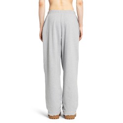 baggy sweatpants