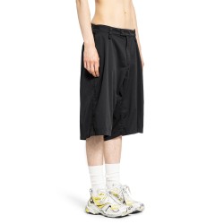 minimal cargo shorts in cotton wool twill