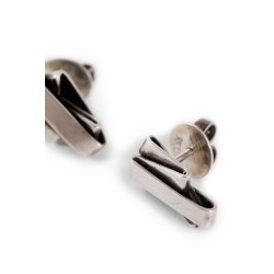 folded studs earrings