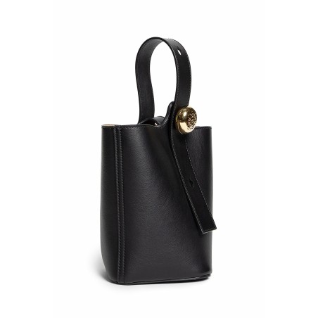 medium pebble bucket bag in mellow calfskin