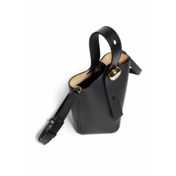 medium pebble bucket bag in mellow calfskin