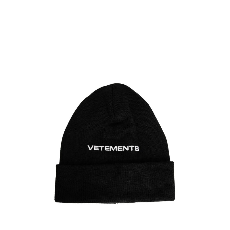 logo beanie