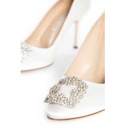 hangisi satin jewel buckle pumps