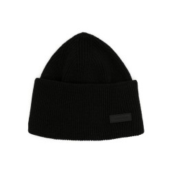 Essential patch docker beanie