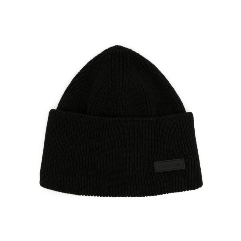 Essential patch docker beanie