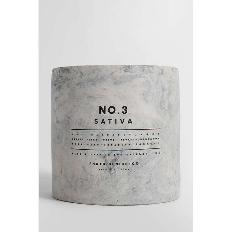 no.3 sativa concrete candle