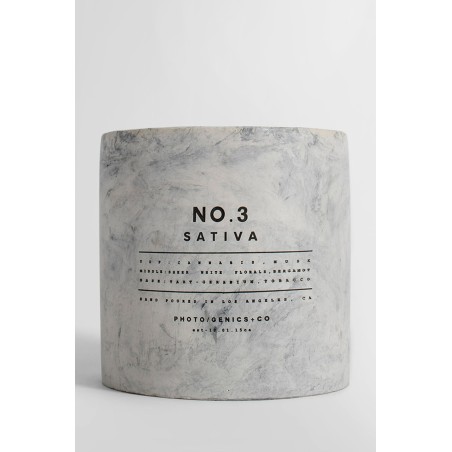 no.3 sativa concrete candle