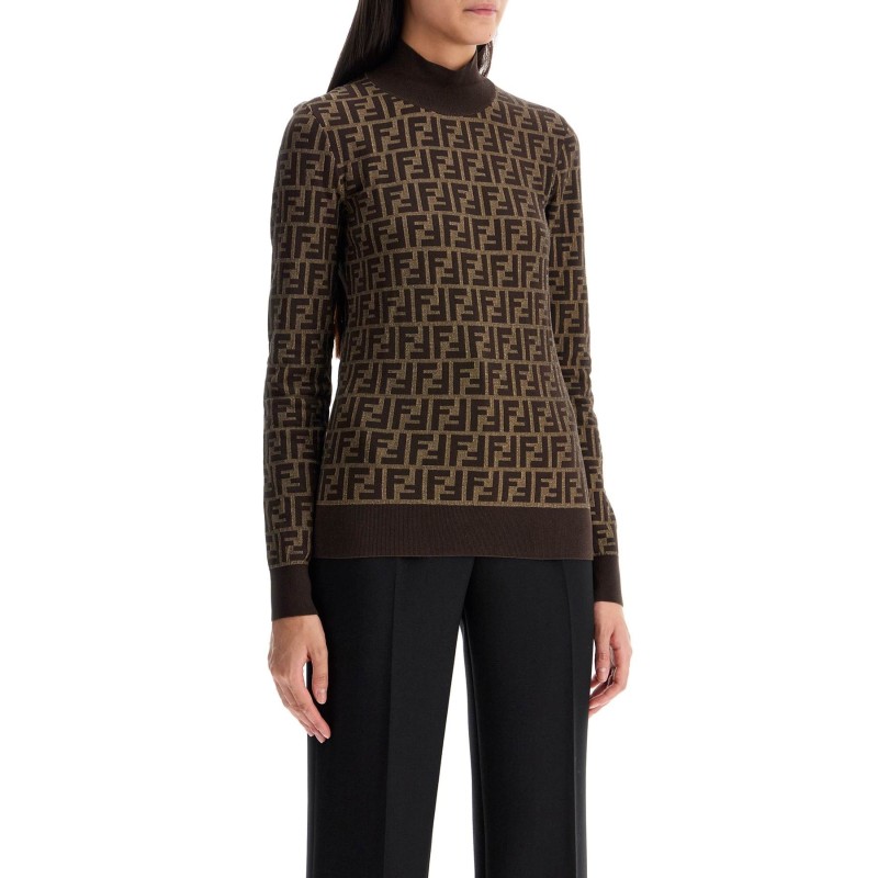 'long-sleeved knit top with