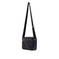 ered

checkered nylon messenger bag with