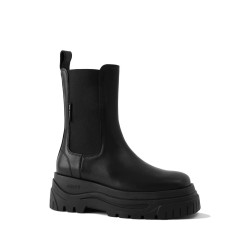 Blyde chelsea boot