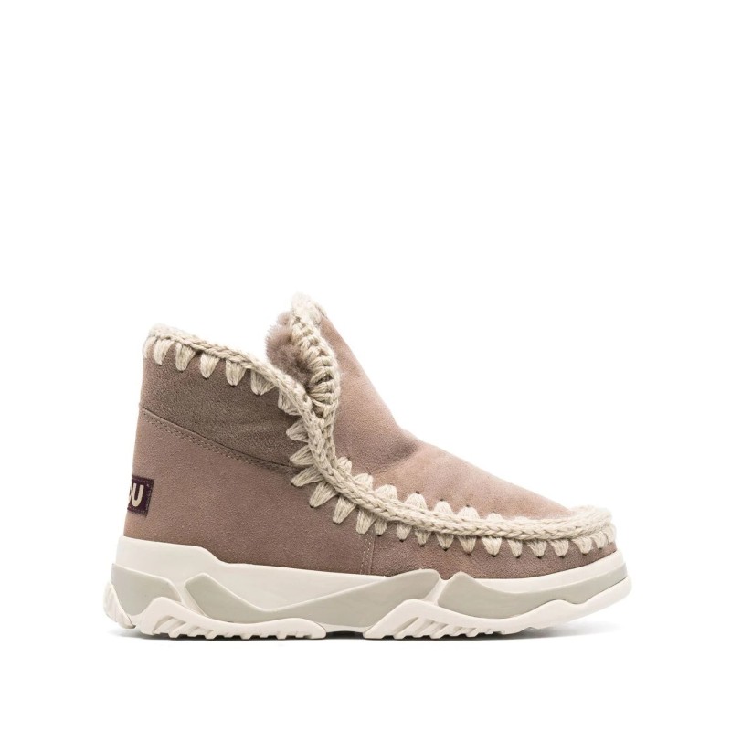 Eskimo trainer