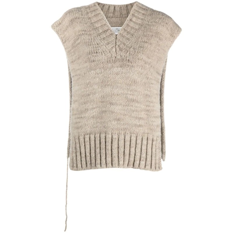 Knitted vest