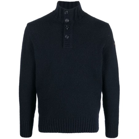 Woollen pullover