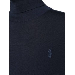 Long sleeve pullover