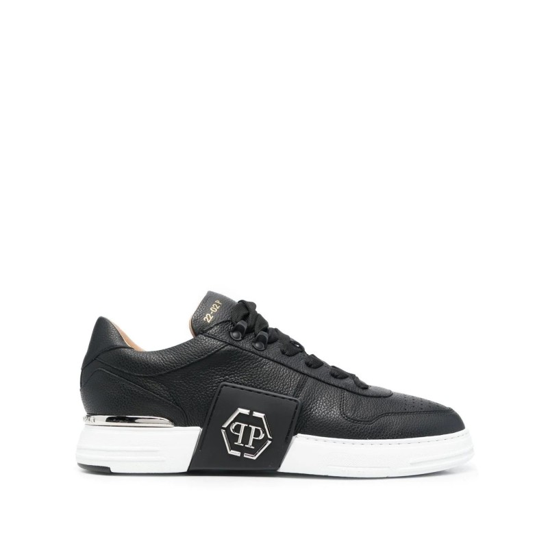 Lo-top sneakers phantom