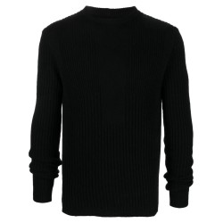 Round neck sweater