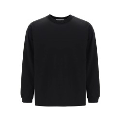 long-sleeved t-shirt