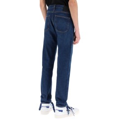 regular jeans with tapered cut