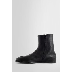 tabi flat ankle boots