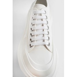 tread slick sneakers