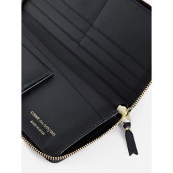 huge logo wallet